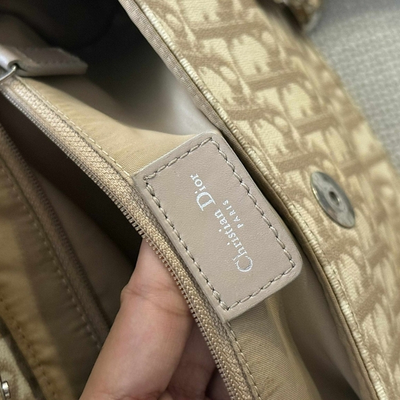 Dior Romantique Handbag - Picture 14 of 16